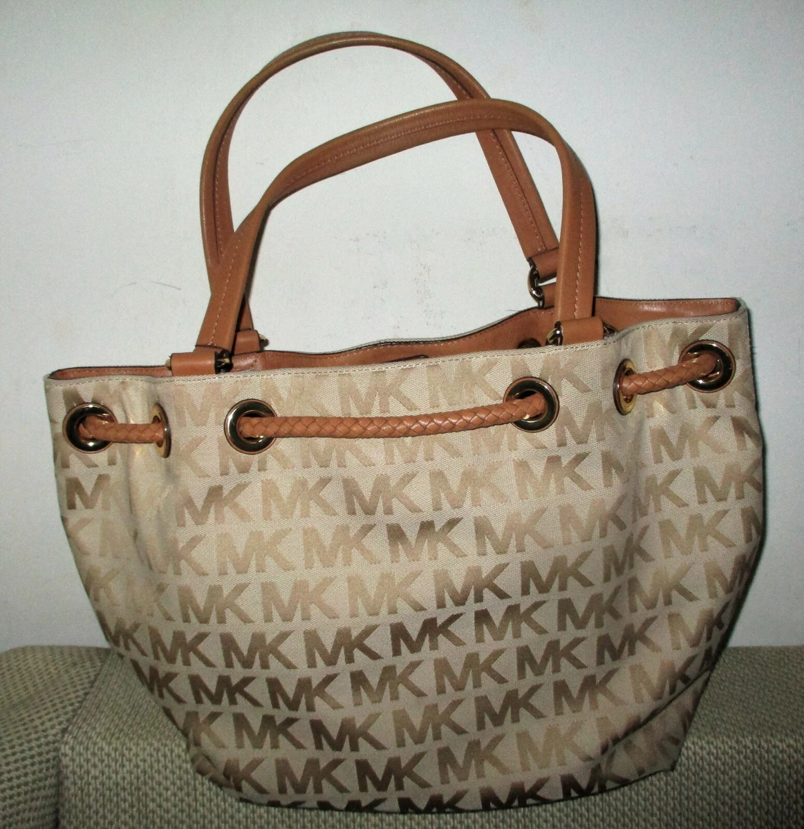 Michael kors large online drawstring signature tote purse