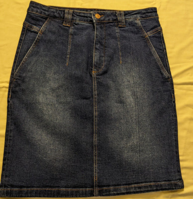Jeansrock von ''DAY LIKE'' PETER HAHN (Gr.-38)
