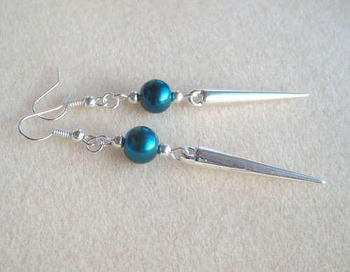 Dark Teal Green Blue Pearl Bead Silver Spike Dangly Drop Earrings in Gift Bag - Picture 2 of 4