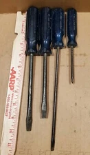 4  Vintage Belknap Blue Grass Screwdrivers,#7-PB-1,#17CB-8", Old Mechanic ToolS