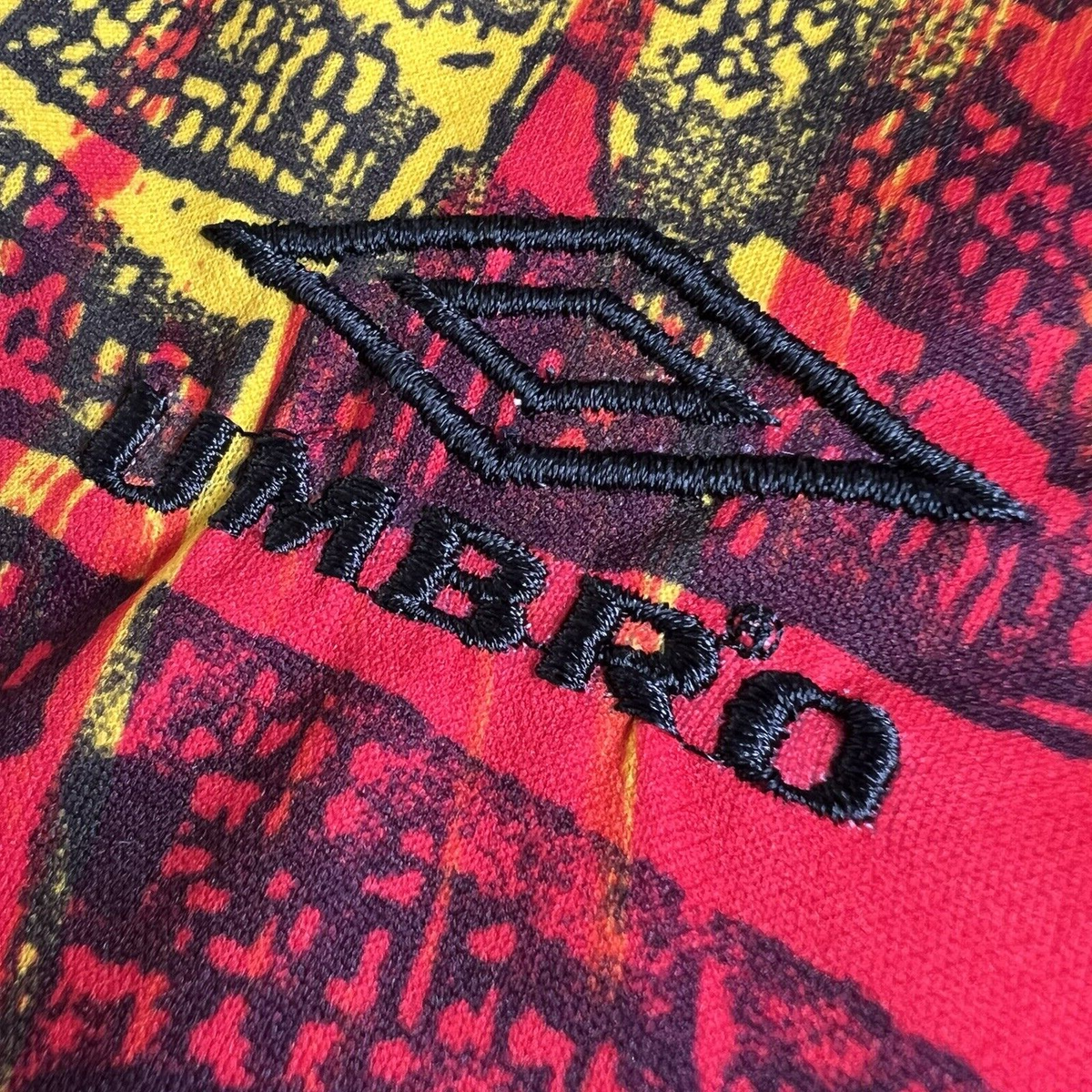 Vintage 1995/96 UMBRO Goalkeeper Soccer Jersey Size Large USA Made