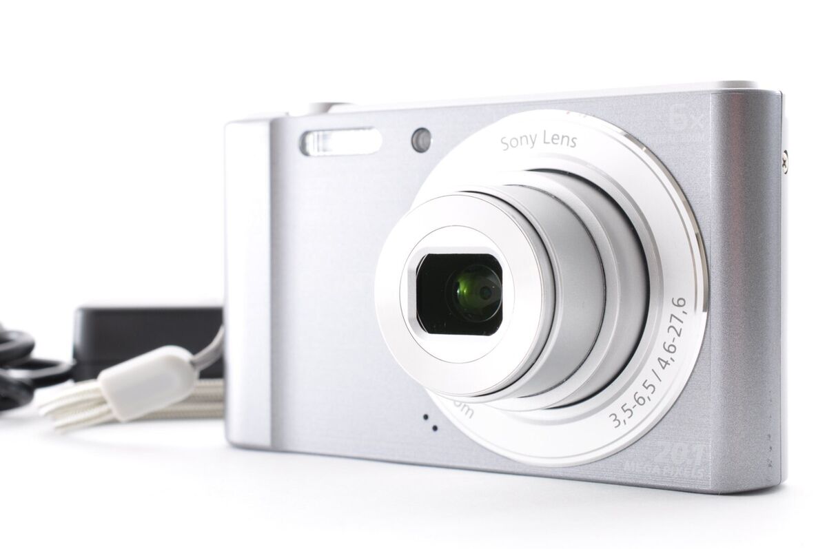 Sony Cyber Shot DSC-W810 Silver Near Mint 20.1MP Compact Sony Cyber Shot DSC-W810 Silver Near Mint 20.1MP Compact