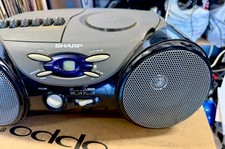 Sharp QT-CD210 Portable CD/Tape Stereo System w/ Power Cord, Tested SEE VIDEO