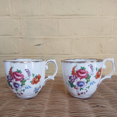 Royal Albert Barbara Ann 1946 Bone China zwei Teetassen