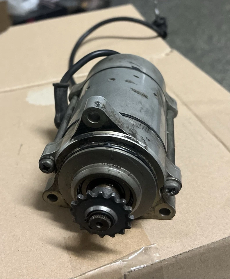 1980 1981 Honda C70 Passport Mitsuba Starter 6V - Image 3 of 4