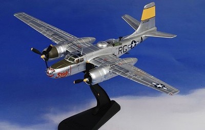Hobby Master 1:72 Air Power Series HA3201 Douglas A-26B Invader