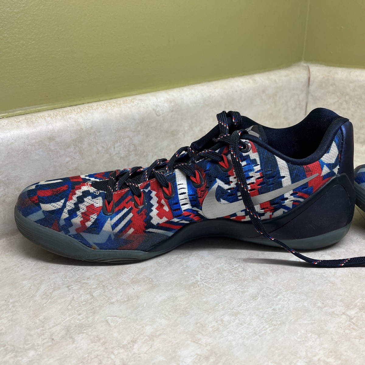Nike Kobe Low 9 EM Independence Day Shoes USA Men's 10 646701-104