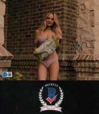 MICHELLE RANDOLPH SIGNED 8X10 LANDMAN PHOTO AINSLEY NORRIS AUTO BECKETT BAS COA