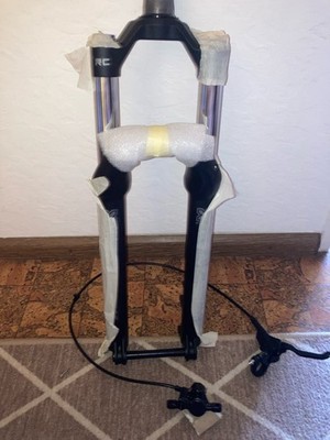 Gabel: X-Fusion Mig 29'', Boost, travel 130mm, axle 15mm, tapered,COIL