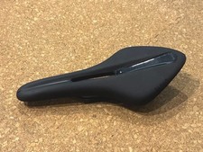 Fizik ARIONE OPEN R1 Saddle With Carbon Rails
