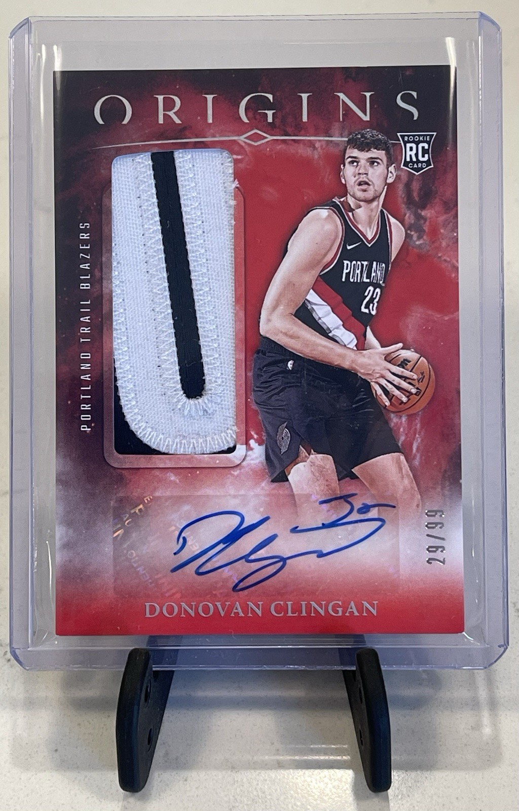 2024-25 Donovan Clingan Panini Origins Rookie Patch Auto RPA Red Refractor /99 view 2