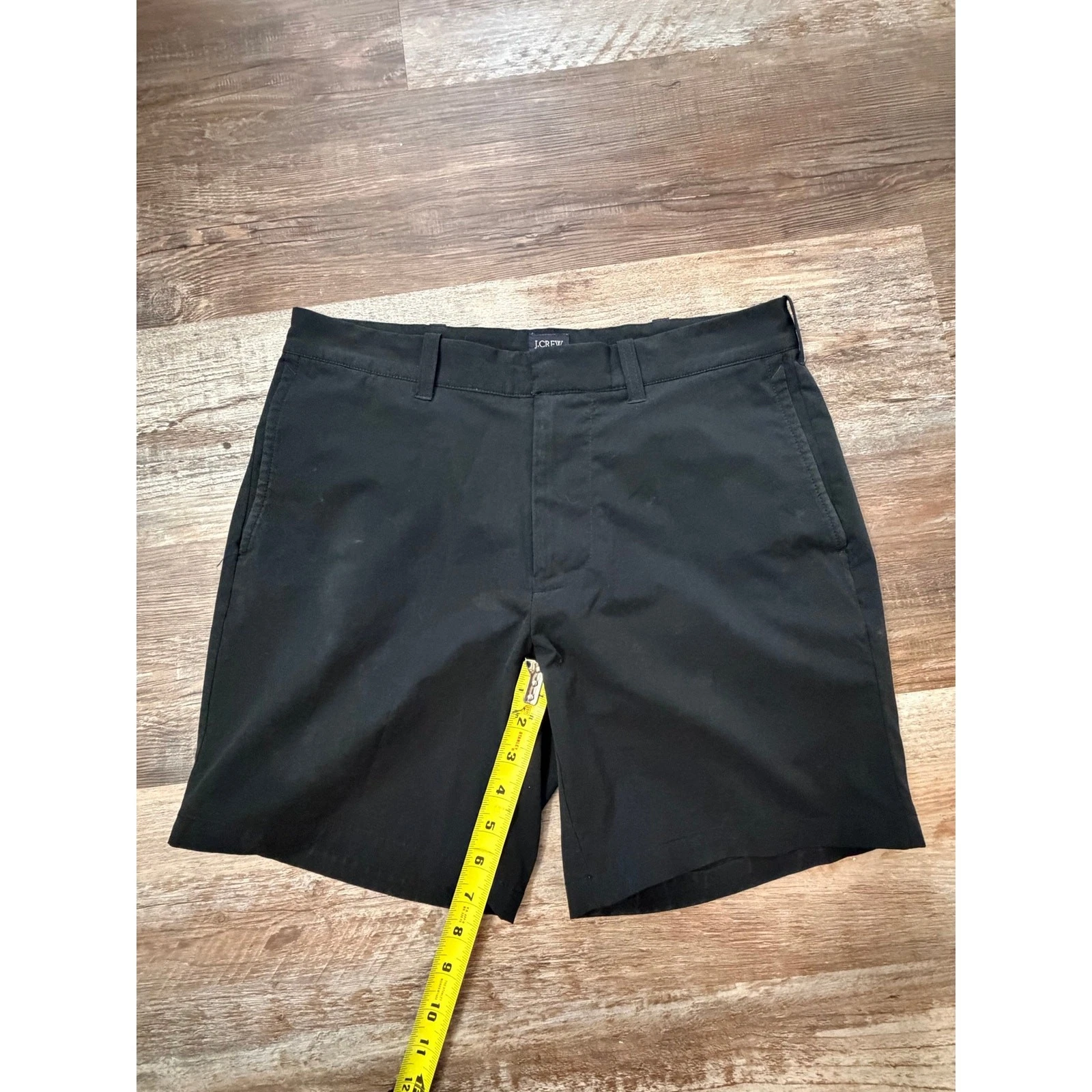 J.Crew 7” Flex men's chino in black size 30 EUC