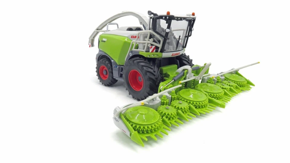 Tomy Britains CLAAS Jaguar 980 and Orbis 750 1:32 Scale 02578010 43285 - Image 3 of 4