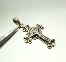 VINTAGE JESUS ON CROSS RELIGIOUS CHRISTIAN PENDANT CHARM 925 STERLING SILVER  
