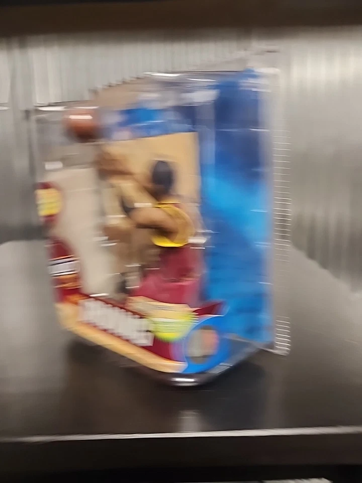 Kyrie Irving Cleveland Cavaliers NBA Series 22 McFarlane ROOKIE - Image 2 of 4