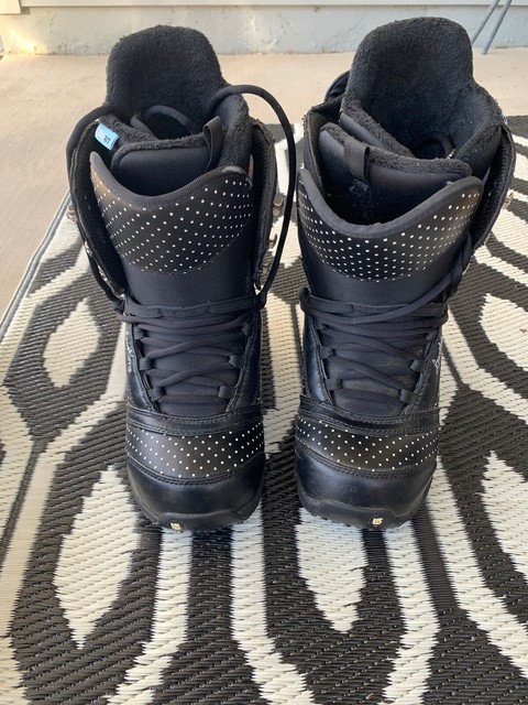 burton lodi snowboard boots