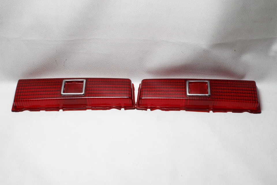 Luz trasera Toyota Toyopet Corona RT40 ROJA NOS Japón - 1 PAR Foto 4 de 4