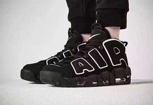 nike air uptempo nere