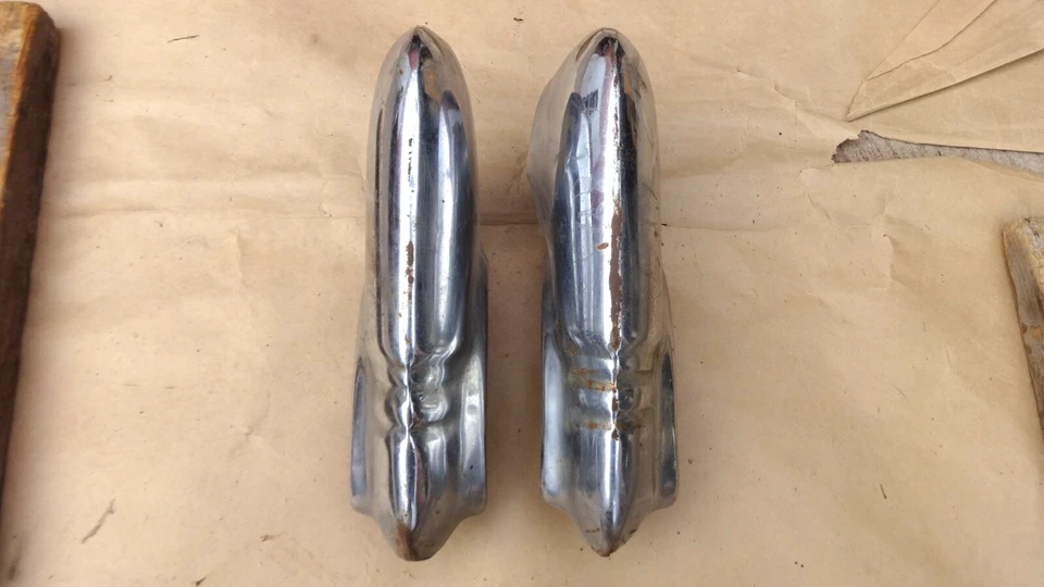 Pontiac 1946 1947 1948 PARAGOLPES DELANTERO PROTECTORES GM originales par Foto 2 de 4