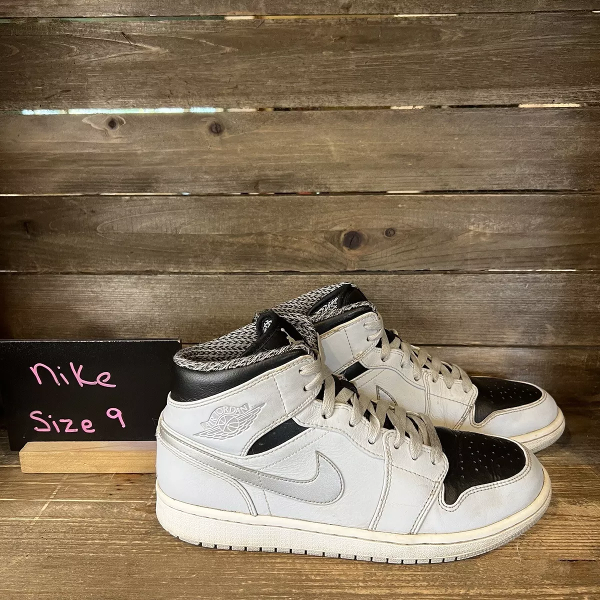 Jordan 1 mid top pure platinum metallic silver