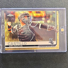 Marketplace image: 2019 Topps Chrome Welington Castillo Superfractor 1/1