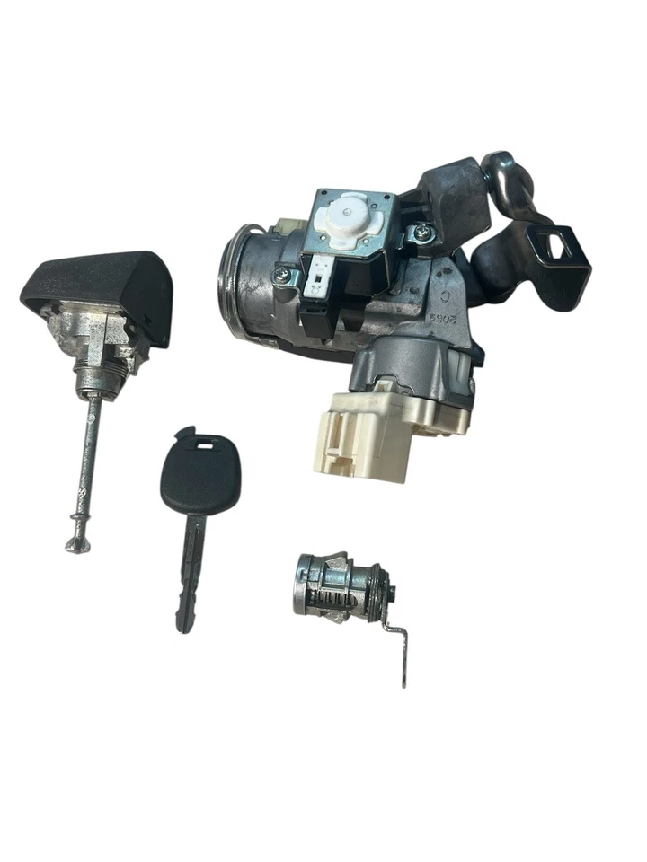 07-13 TOYOTA TUNDRA OEM IGNITION SWITCH ASSEMBLY FULL SET W/ KEY SHELL - Image 2 of 4