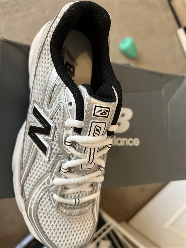 New 4.5 niños New Balance 740 niños niñas gris plata negro estilo comodidad atlético Foto 4 de 4