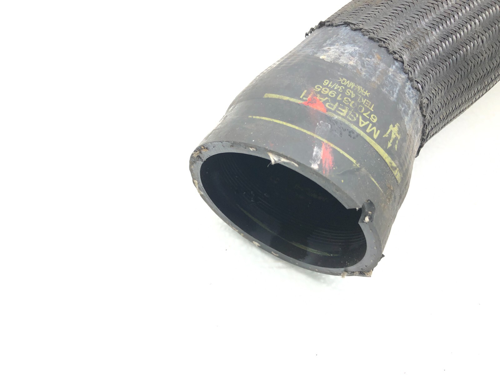 2017-2020 MASERATI LEVANTE RIGHT TURBO INTERCOOLER AIR INTAKE HOSE PIPE OEM.