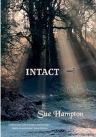 Intact | Sue Hampton | Taschenbuch | Kartoniert / Broschiert | Englisch | 2020