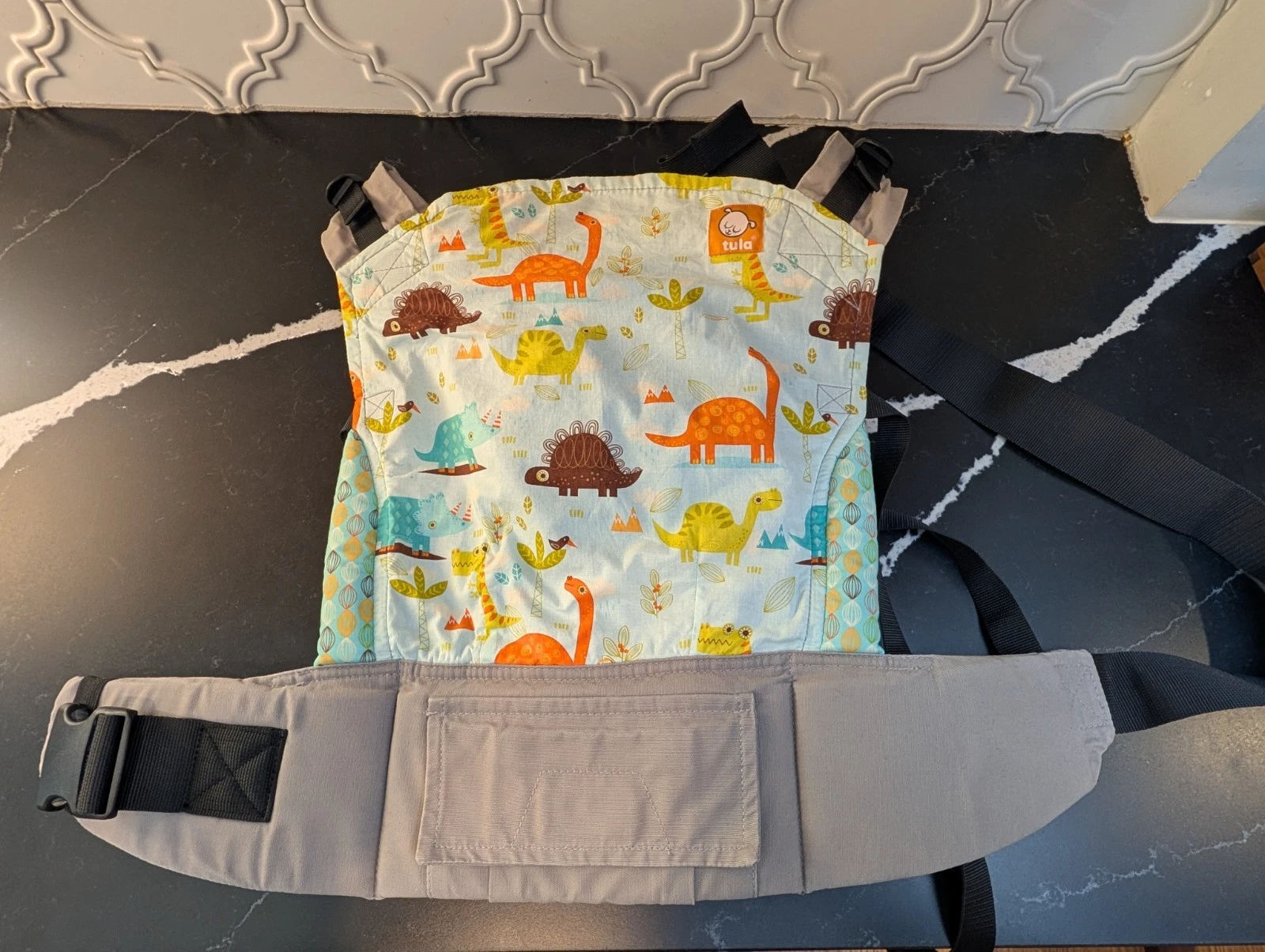 Tula Standard Baby Carrier Retired Dinosaur Print 15-45 lbs 100% Cotton *EUC*
Opens in a new window