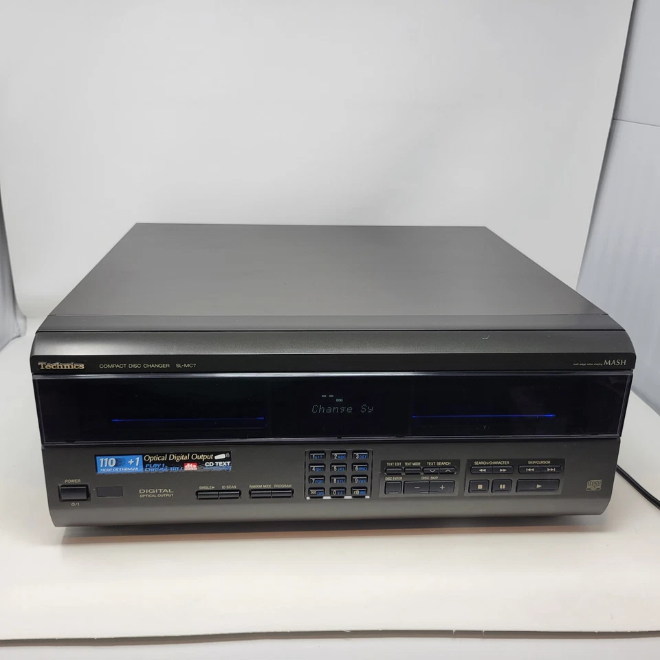 Technics SL-MC7 CD Changer 110+1 Compact Disc Capacity Remote Error Reading Disk - Image 2 of 4