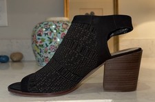 Vince Camuto Block Heel Open Toe Black Sandal Strappy Y2K Size Women's 10