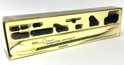 Boeing 747-400 Singapore Airlines GSE Set IMC Sammlermodell Maßstab 1:250 -