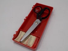 Clauss Pinking Shears Pat No. 2589050 In Original Box