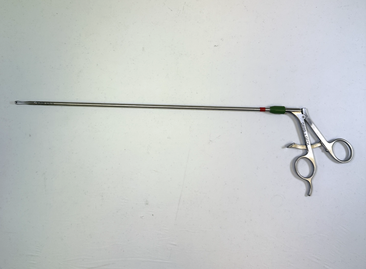 Davis &Geck 8376-19 Laparoscopic Small Single Action Babcock