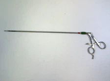 Davis &Geck 8376-19 Laparoscopic Small Single Action Babcock Grasper  w/ Ratchet