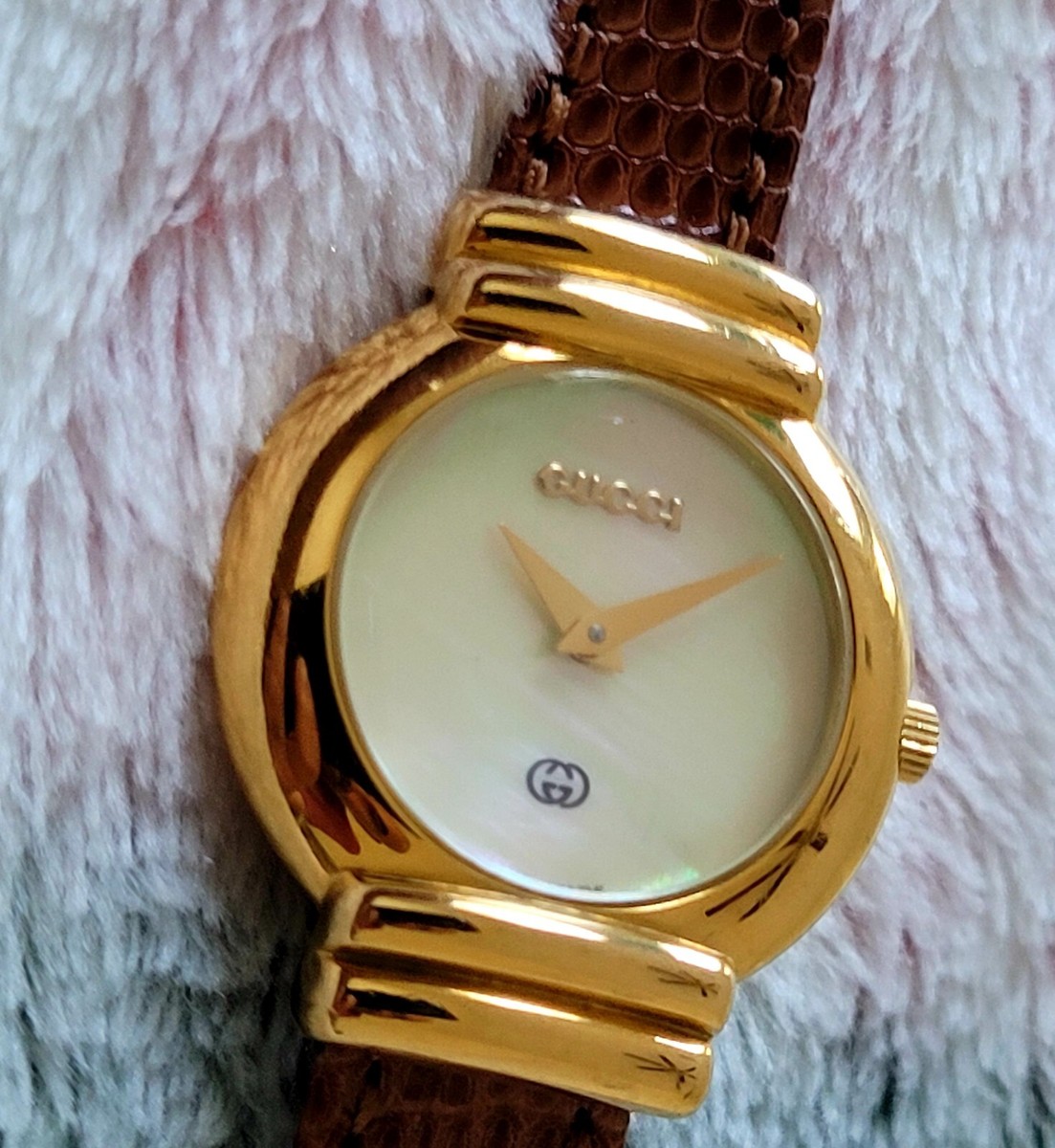 Gucci 5300L Ladies💃Watch,Authentic Swiss Made,Scratch Free Gucci 5300L Ladies💃Watch,Authentic Swiss Made,Scratch Free
