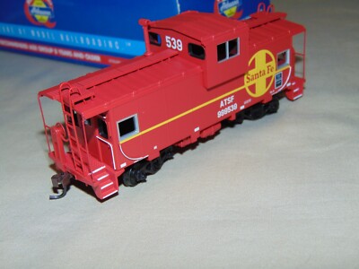 ATSF Red Caboose Walthers HO Scale Wide-Vision Caboose – ATSF Santa Fe ...