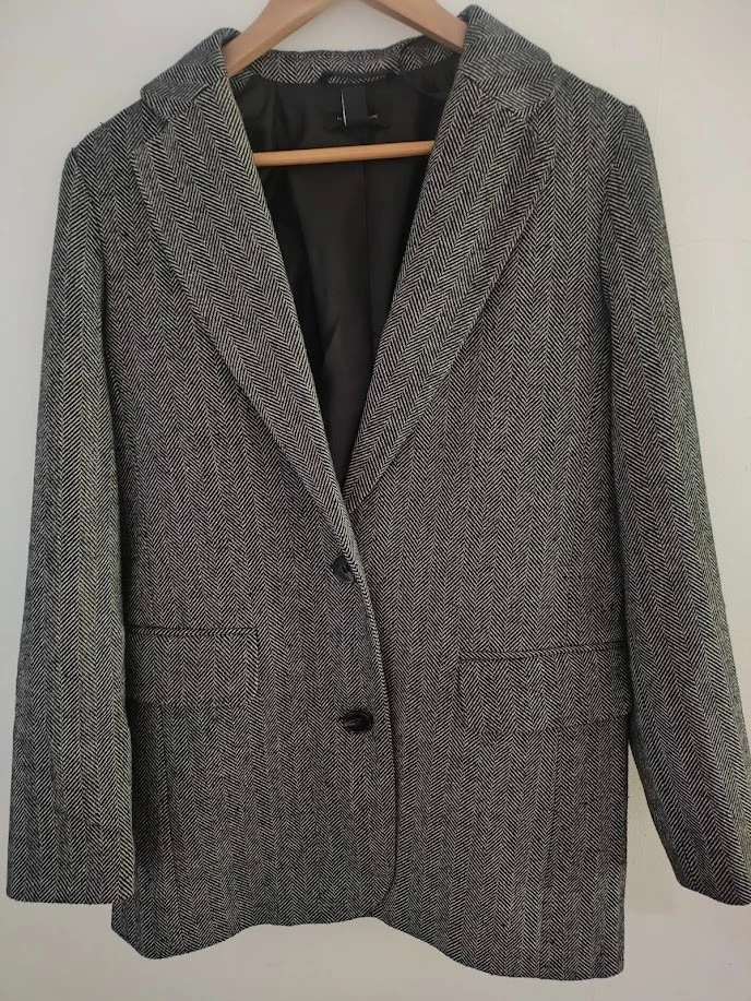 NEW LOOK GREY HERRINGBONE SINGLE BREASTED OVERSIZED BLAZER JACKET SIZE 10 NWT - Image 2 of 4