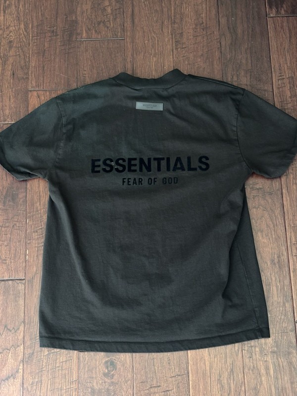 ✨|Fear Of God| Essentials| Tee| T-Shirt| Short Sleeve| black Color| Size XS| ‼️