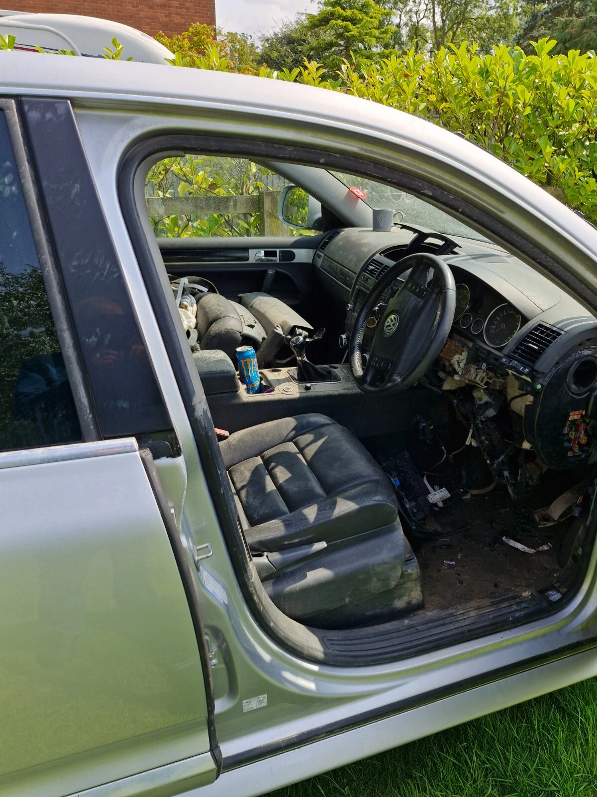 vw touareg spares or repairs flood damaged - Picture 3 of 4