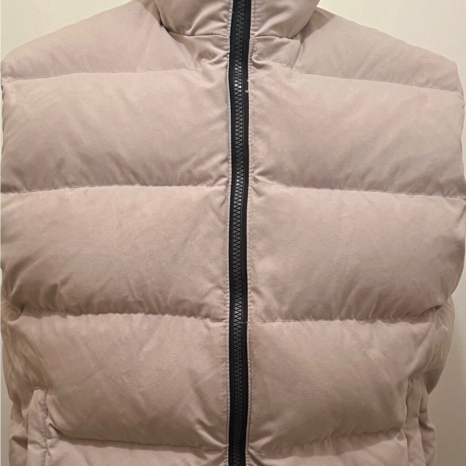 5/A Baker beige down puffer barn vest large - Image 4 of 4