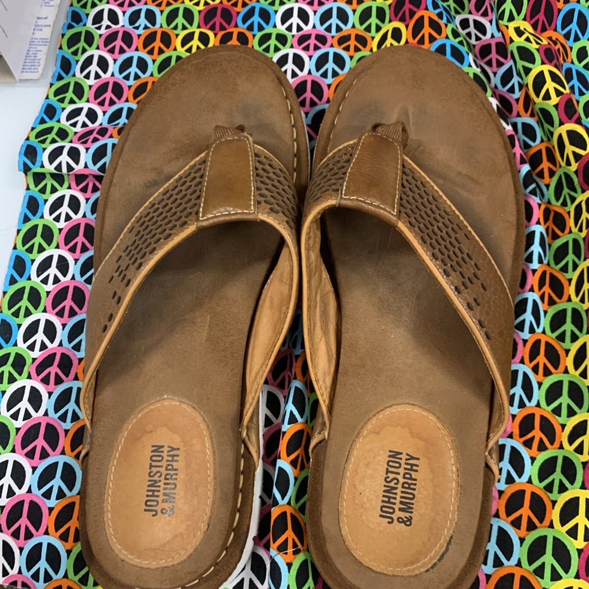 Johnston & Murphy Brown On Brown Leather Thong Sandals 