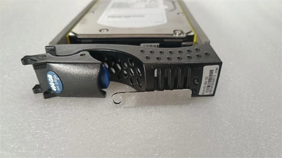 EMC DMX10K 101-000-102 118032576-A01 400GB ST3400755FCV 3.5" Hard Drive - Image 2 of 4