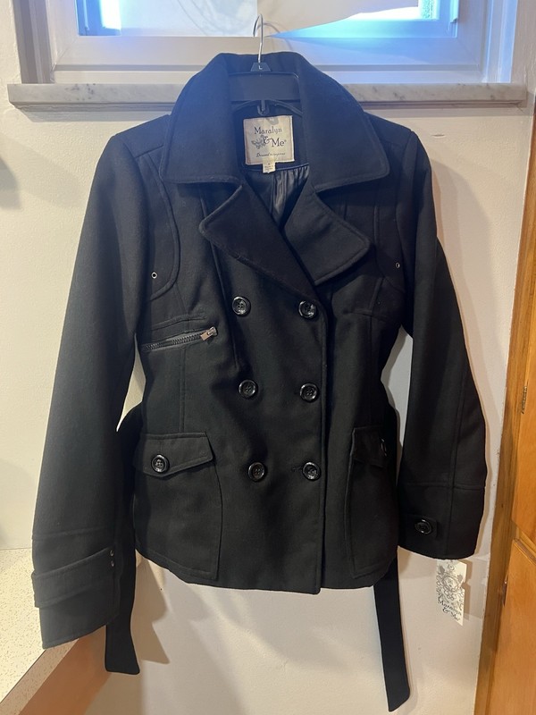 NEW Marilyn and Me Sz S Double Breasted, Lined, 3 Pockets, & Belt Pea Coat