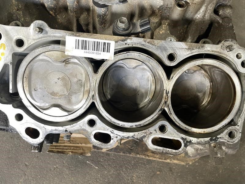 2007 TOYOTA SIENNA XLE ENGINE CYLINDER BLOCK w/ CRANKSHAFT