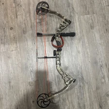 compound bow right handed diamond core by bow tech.