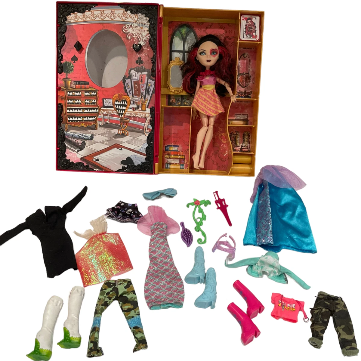 Mattel 2014 Ever After High - Spring Unsprung - Lizzie Hearts Book Playset Doll