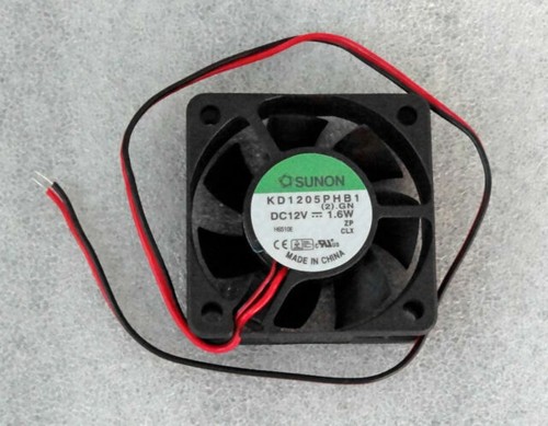 Lüfter 230V AC 10,8W 120x120x38mm 144,4m³/h 2550U/Min 144,4m³/h Sunon DP201A2123HBL-S