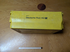 gelber Transportbeh&auml;lter der Deutschen Post AG.